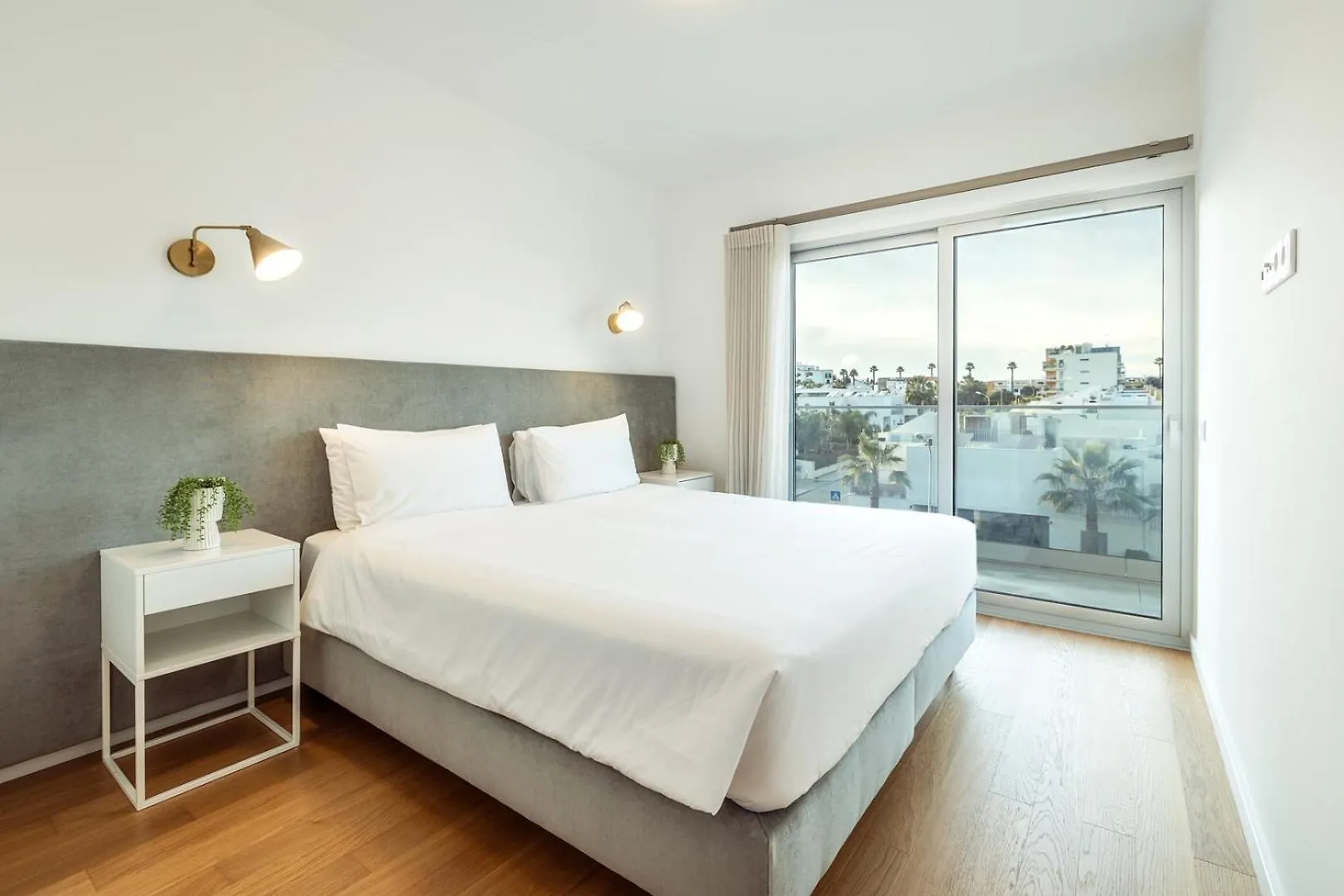 Apartment The Green Escape - Albufeira Poolside Retreat